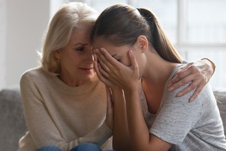 Парентификация: почему ребенок — не твой родитель или друг