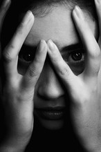 Социальное тревожное расстройство и социофобия: как распознать и что делать